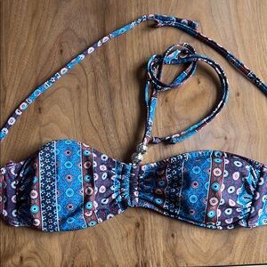 H&M Burgundy and Blue Patterned Bikini Top